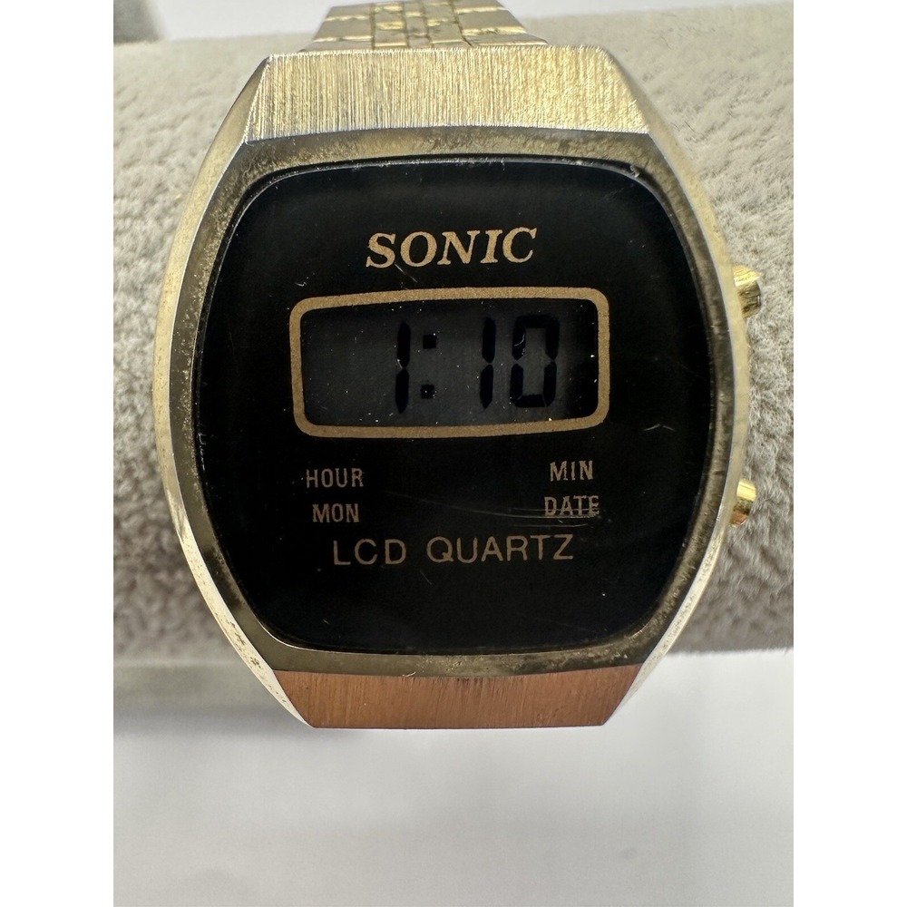 Sonic Digital Womens Watch Vintage Gold Tone LCD New Battery 26MM 6.5"‎ V